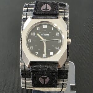 Nixon Be Prepared The Small Scout Canvas Strap 28mm Octagon Watch Japan Runs